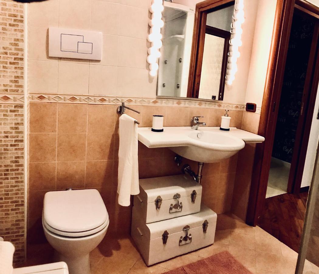Historic Center Lovely Flat * Salerno